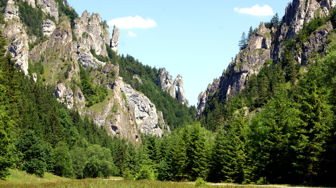 Kto mógłby wpaść na pomysł, by robić tu zdjęcia do filmu?